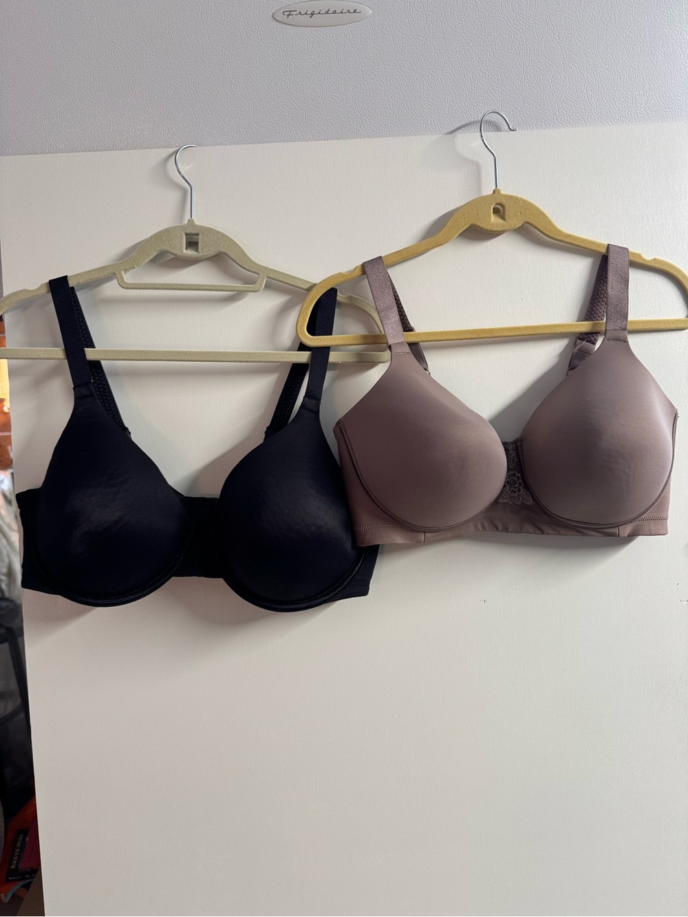 Vanity Fair Black and Taupe Smooth Molded Bras - Pack of 2